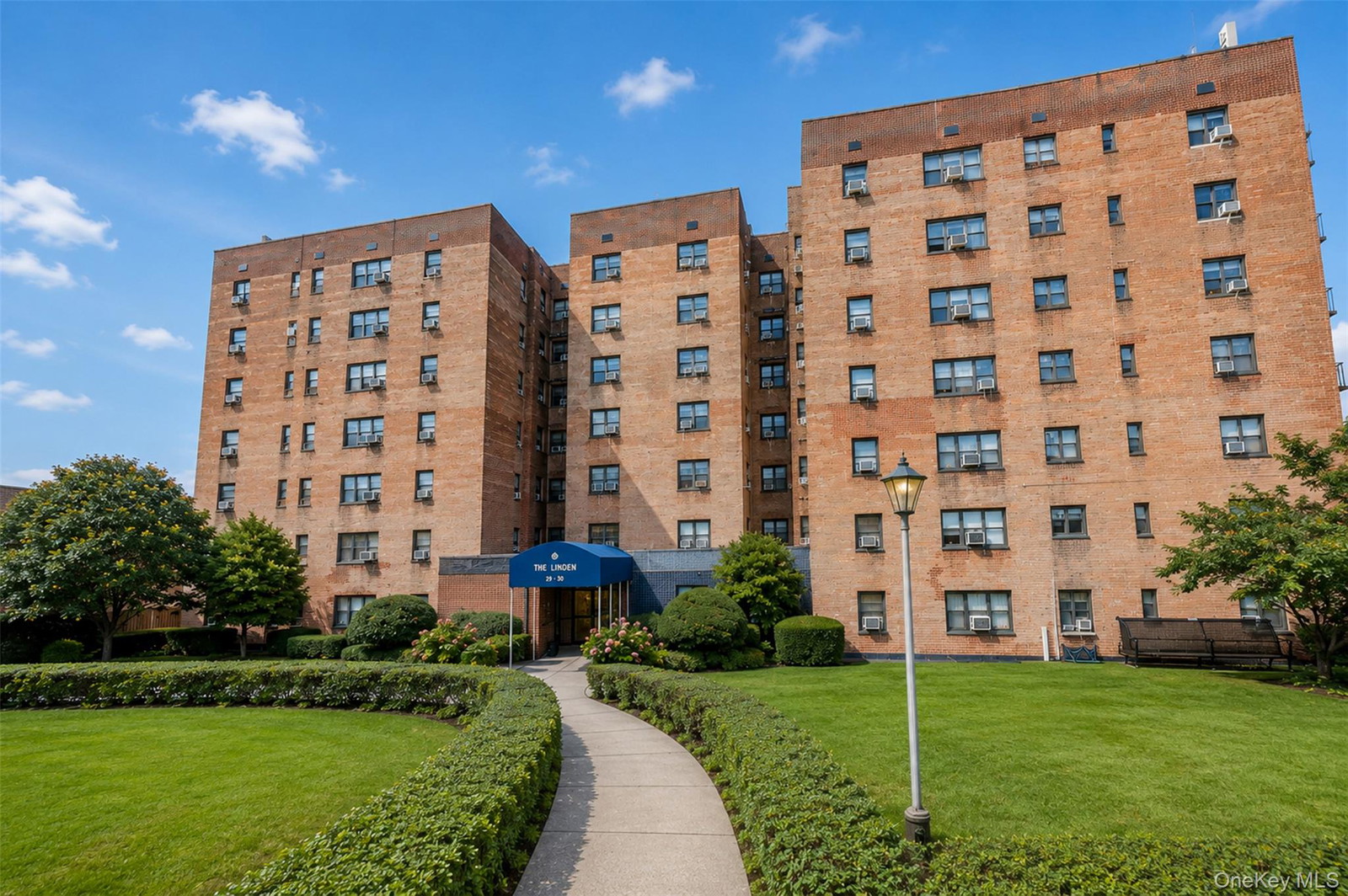 2930 137th St Unit 3K