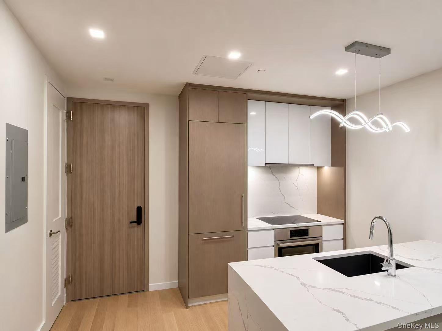 4530 Pearson St Unit 15B