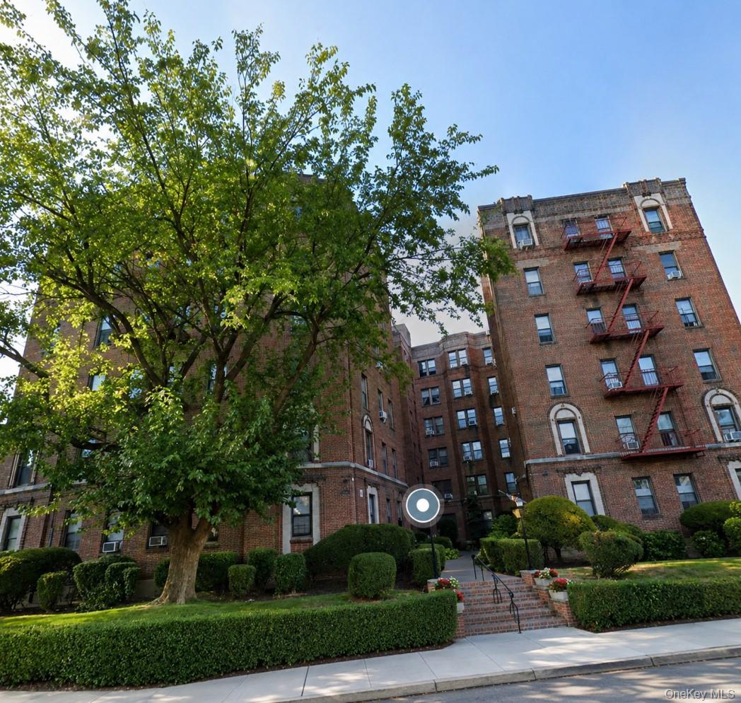 11525 84th Ave Unit 6K