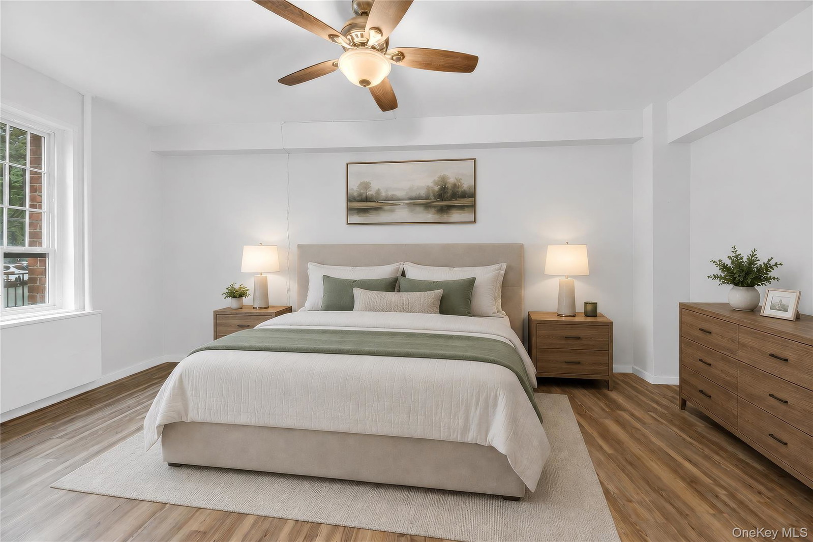 7 Metropolitan Oval Unit Me