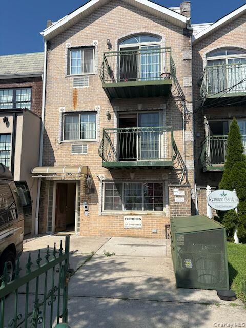 4 E 54th St Unit 2G