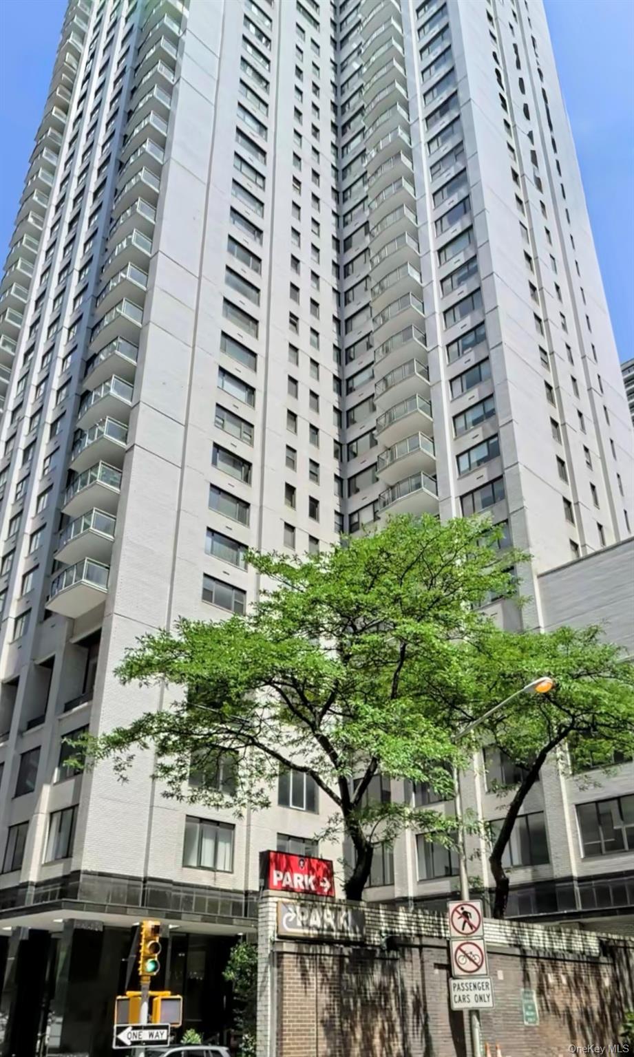 303 E 57th Street Unit 10D