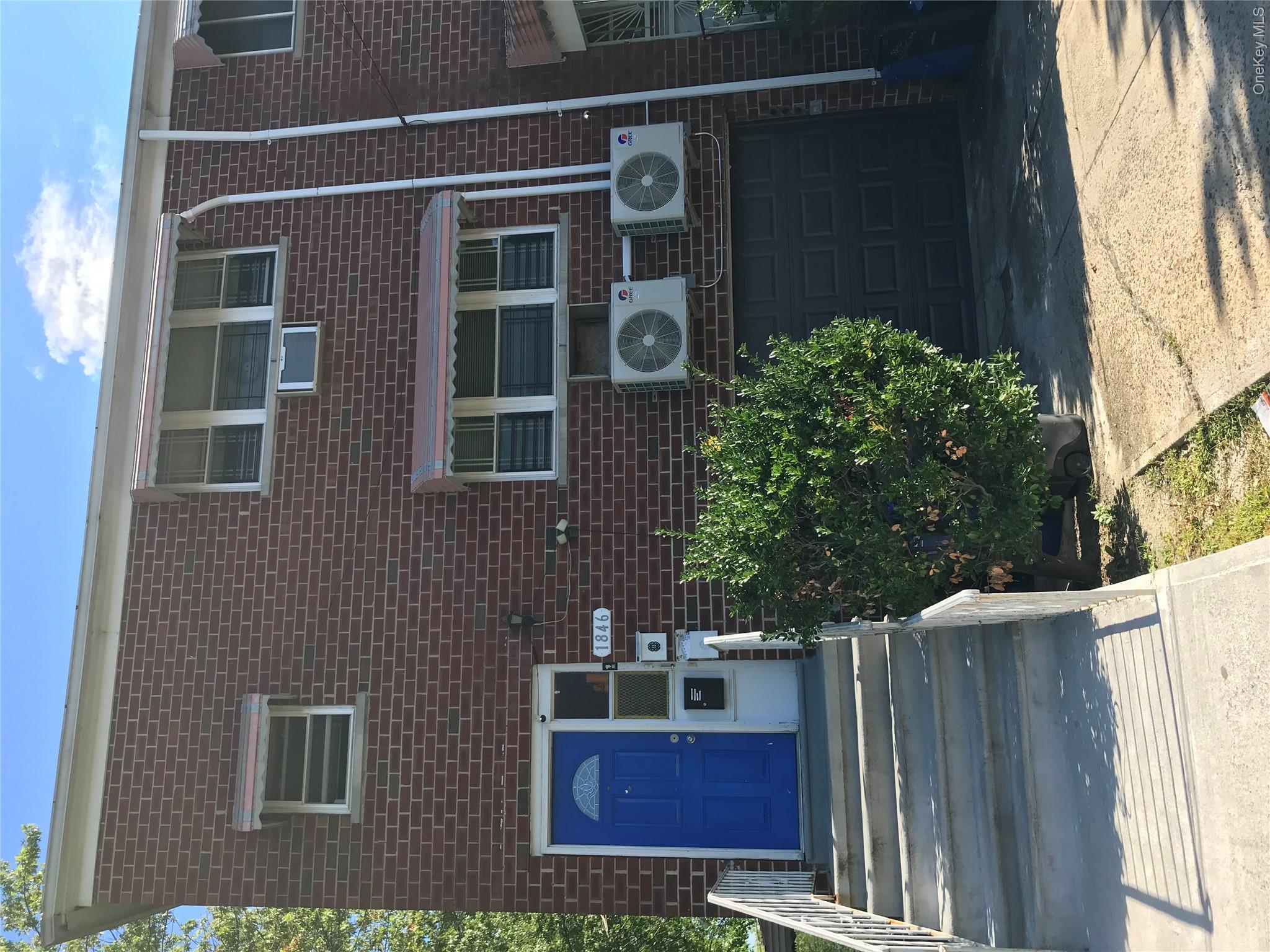 1846 Bussing Ave