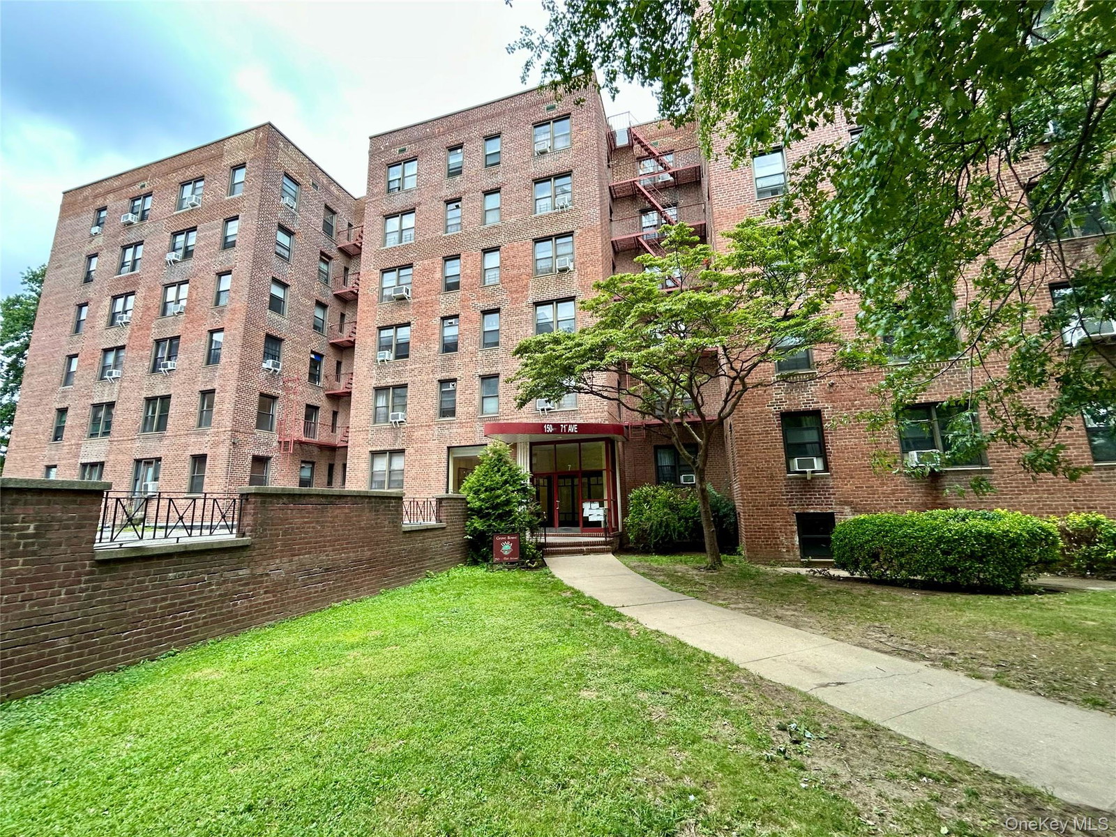 15020 71st Avenue Unit 6J