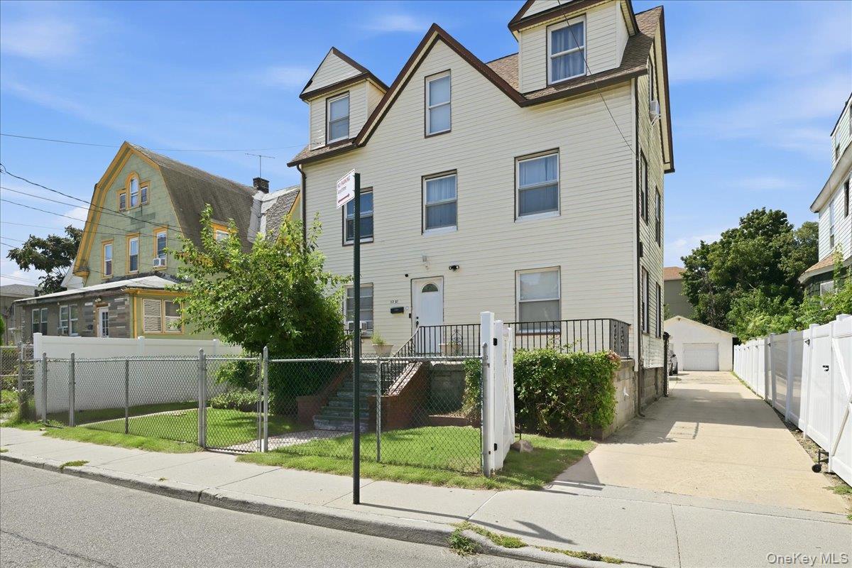 1351 Mcbride St