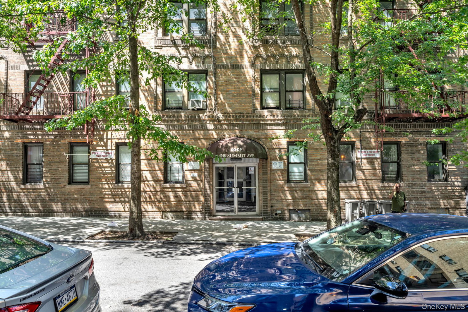 1015 Summit Ave Unit 1D