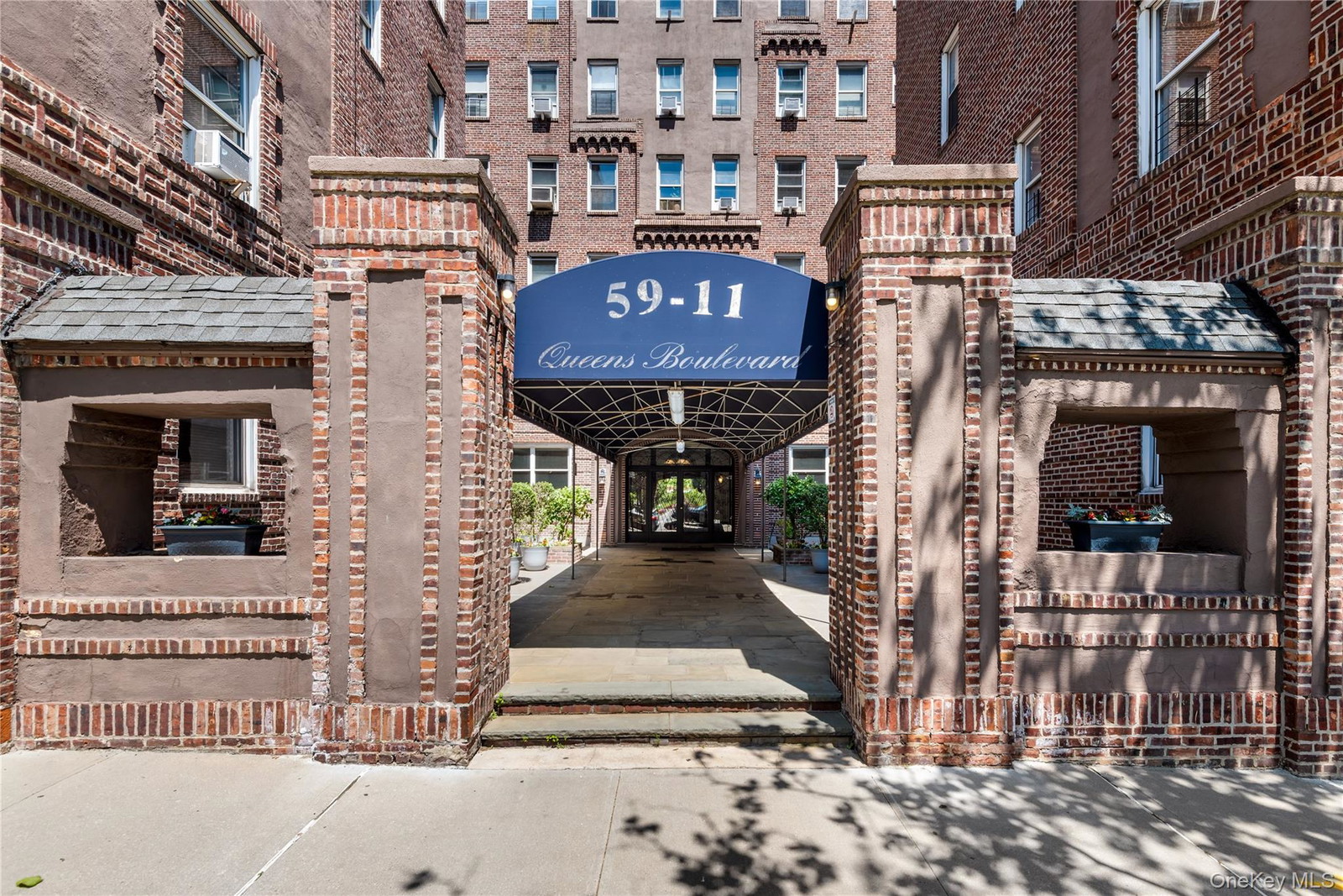 5911 Queens Blvd Unit 4P