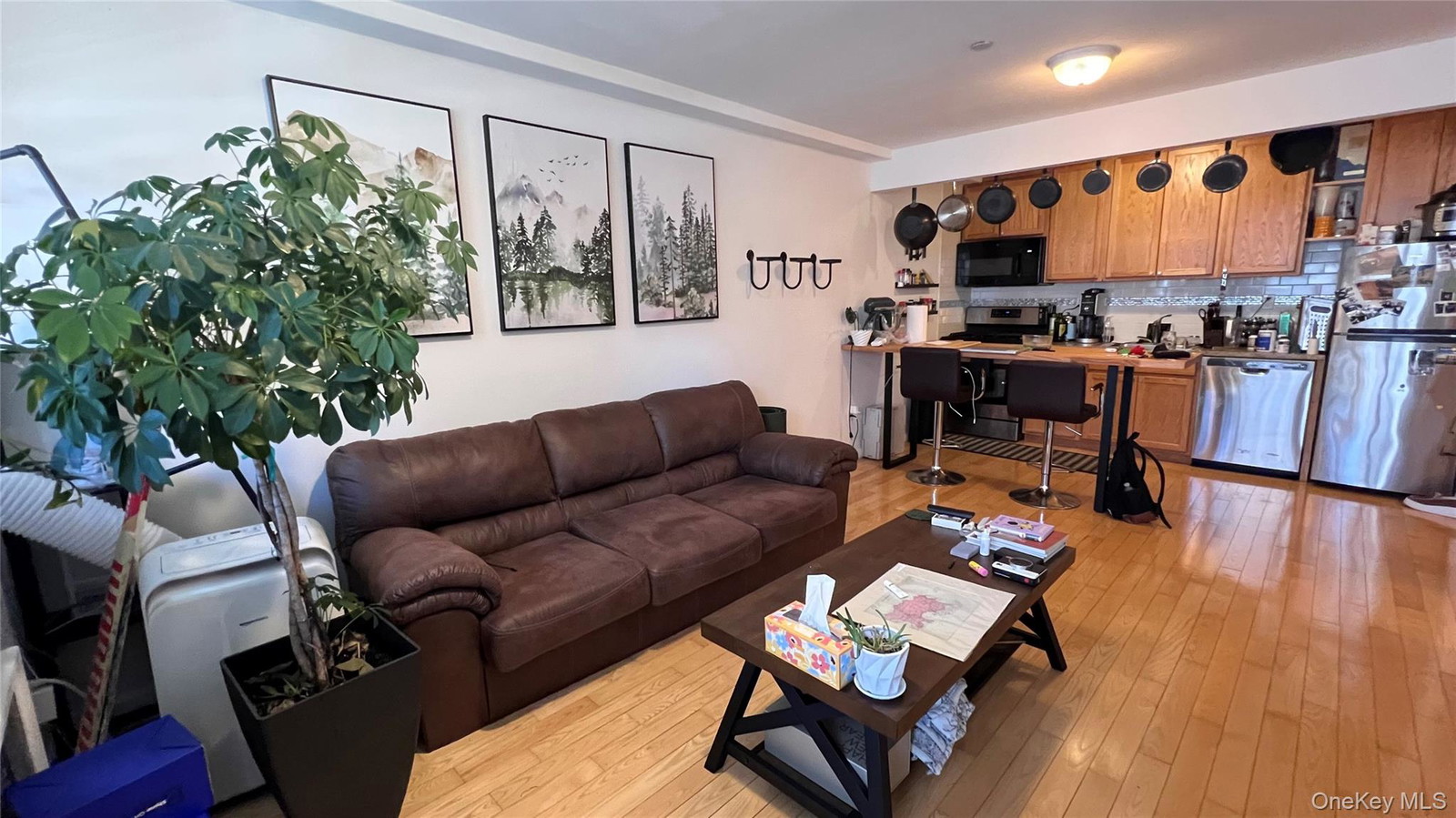 1044 47th Ave Unit 3F