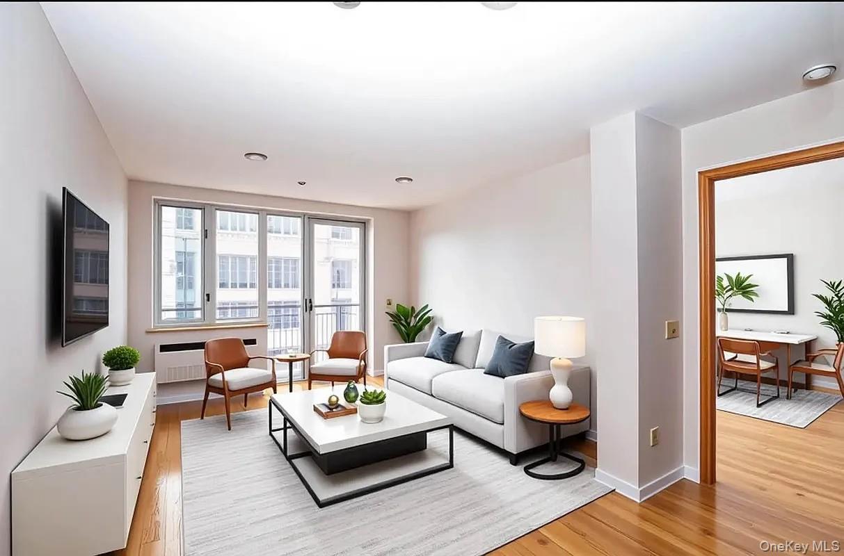 6314 Queens Blvd Unit 3E