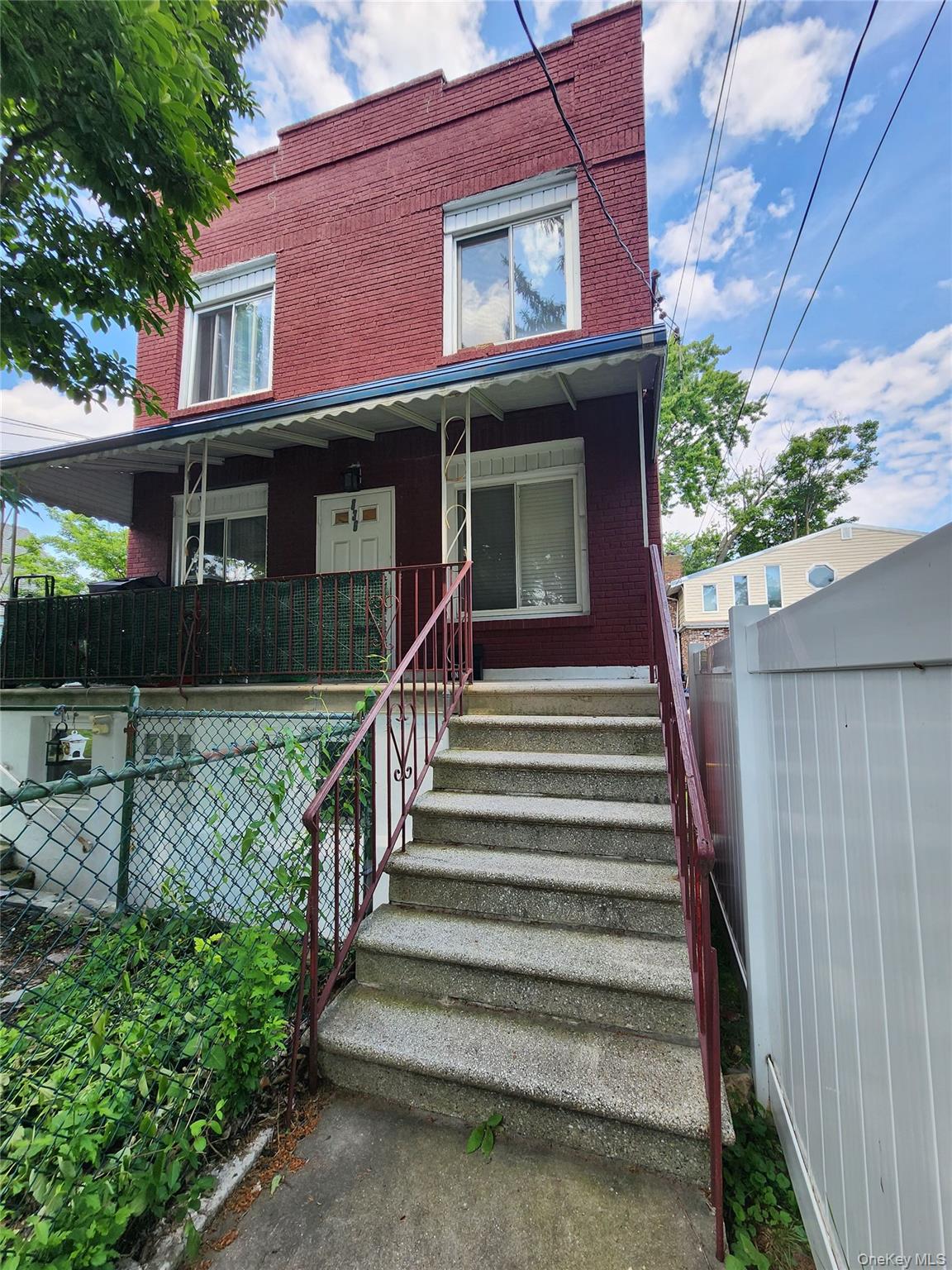 836 Revere Ave