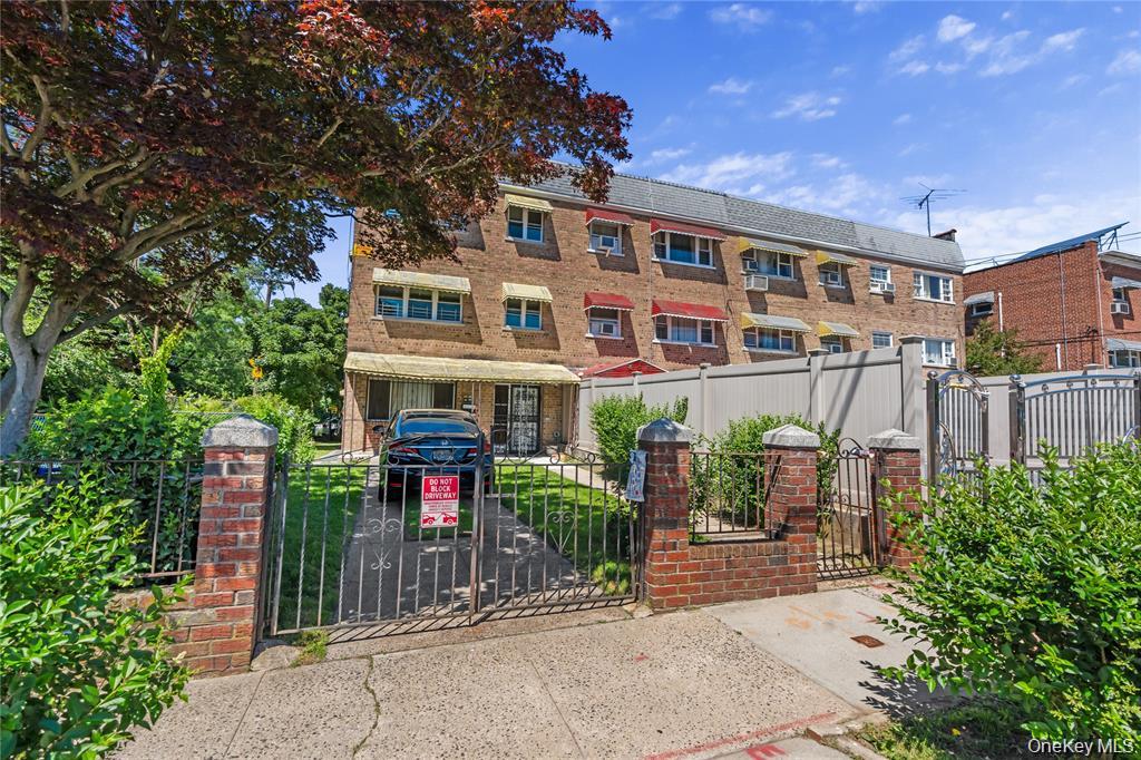 401 Olmstead Ave Unit 3