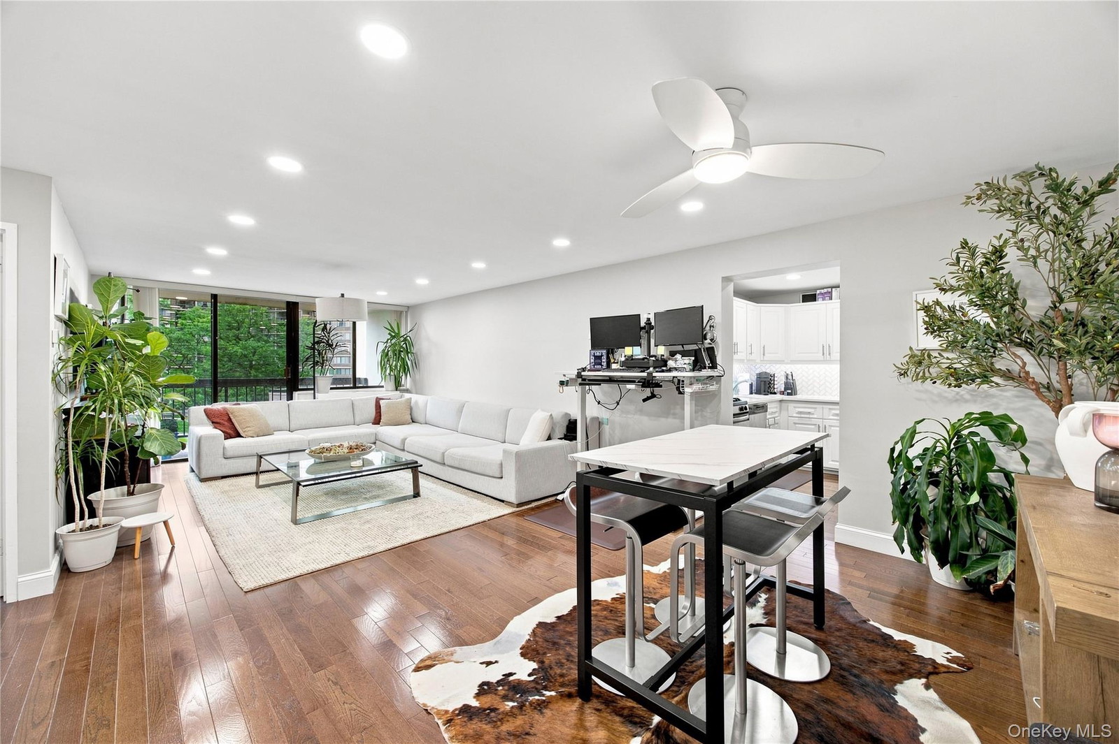 1 Bay Club Dr Unit 3E