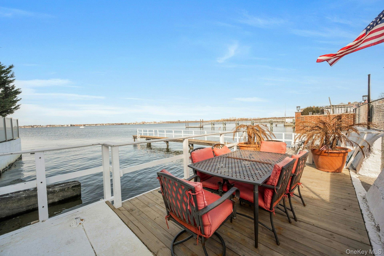 6 Pell Pl Unit 2