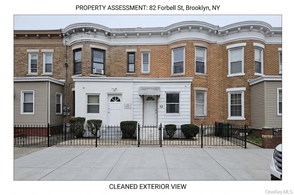 82 Forbell St