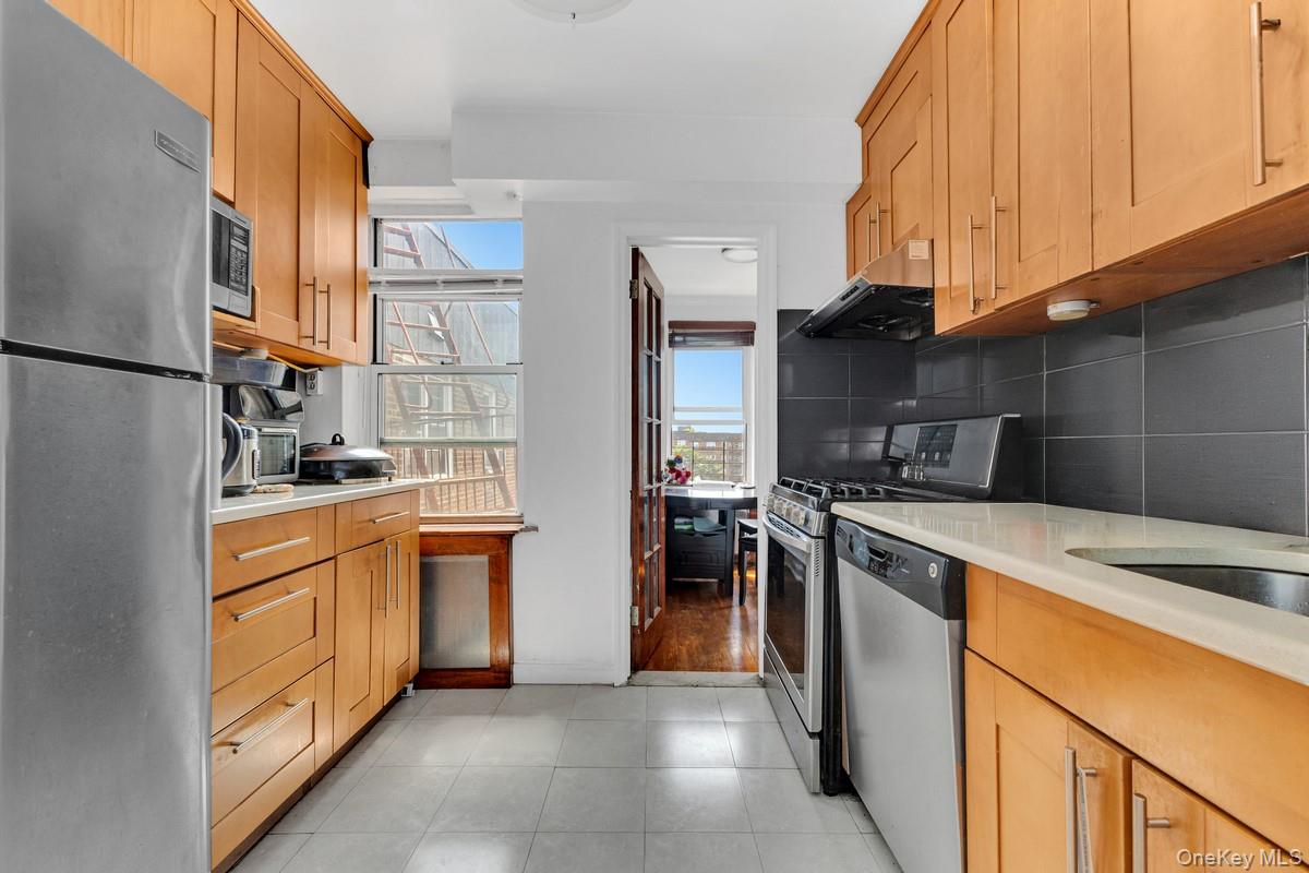 10534 65th Ave Unit 6E