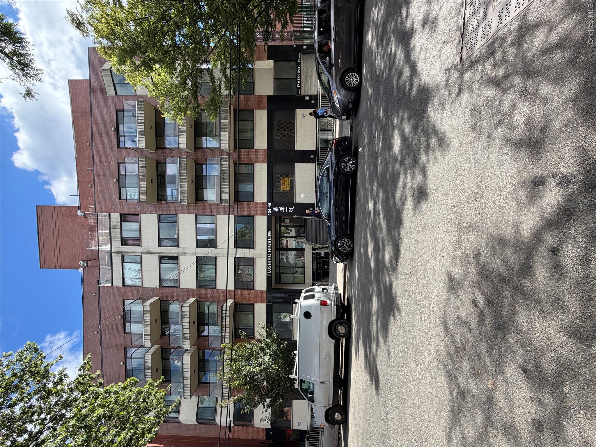 13646 41st Ave Unit 2F
