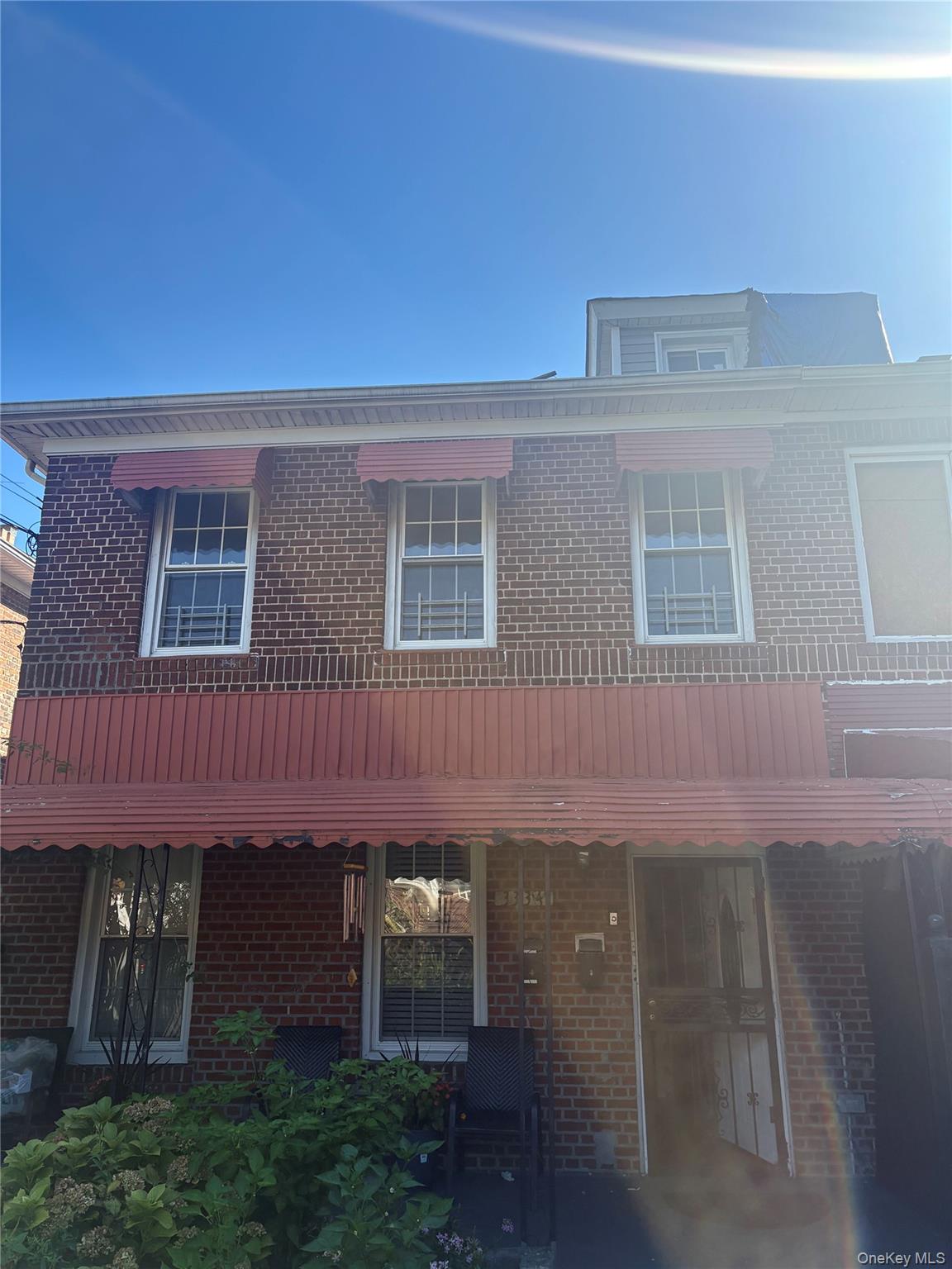 3334 Eastchester Rd 3334 Eastchester Road