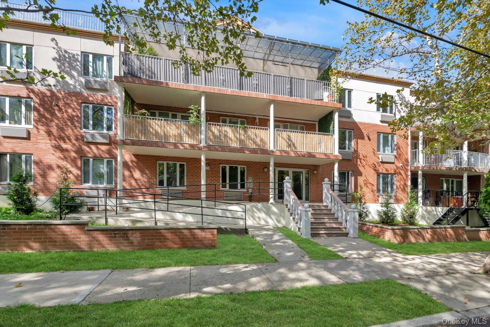 6434 Grand Central Pkwy Unit 3G