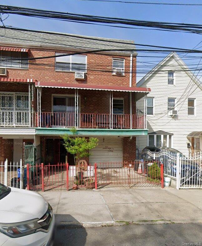 5833 Van Cleef St Unit 2F
