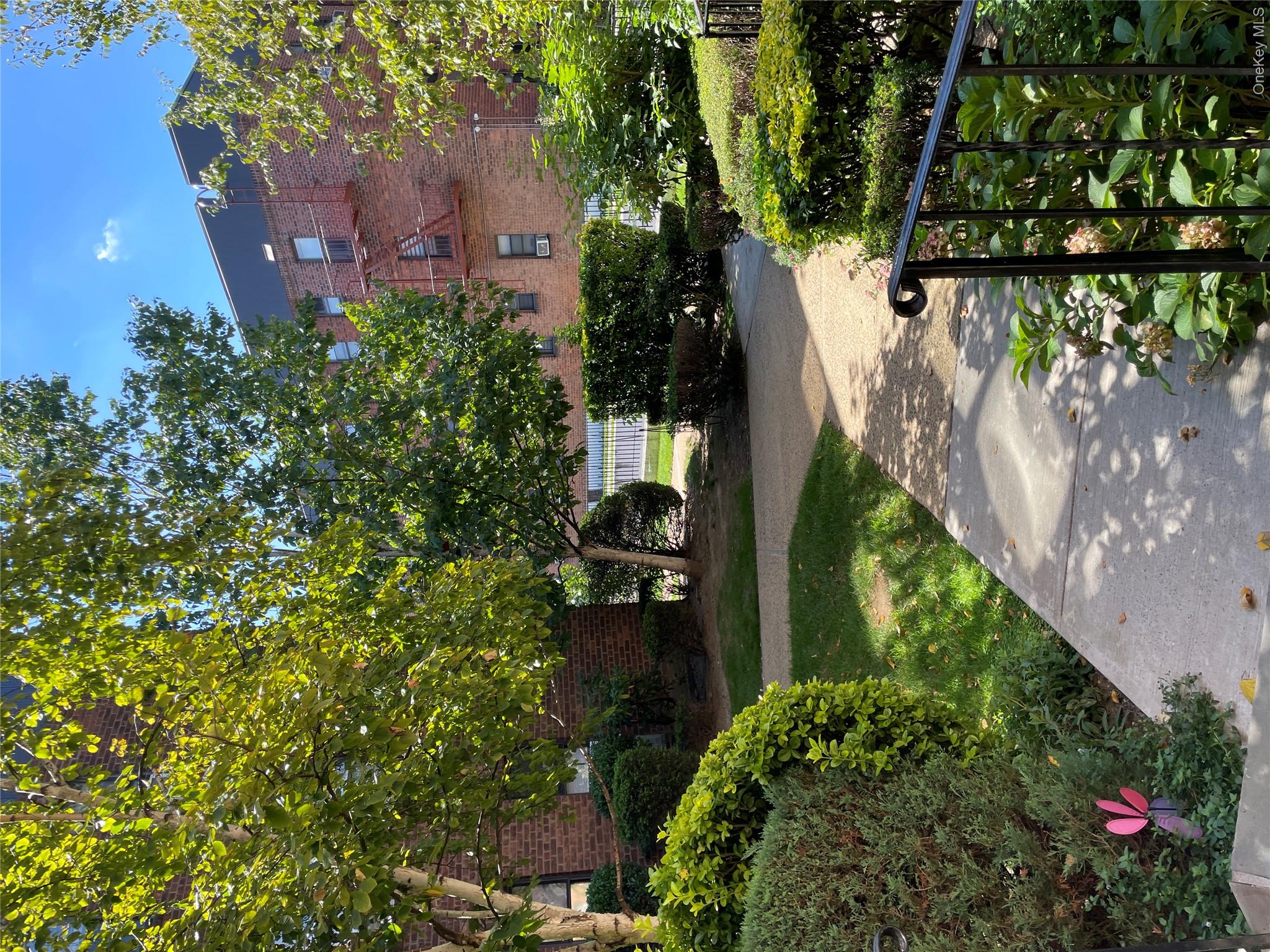 21540 47th Ave Unit 3B