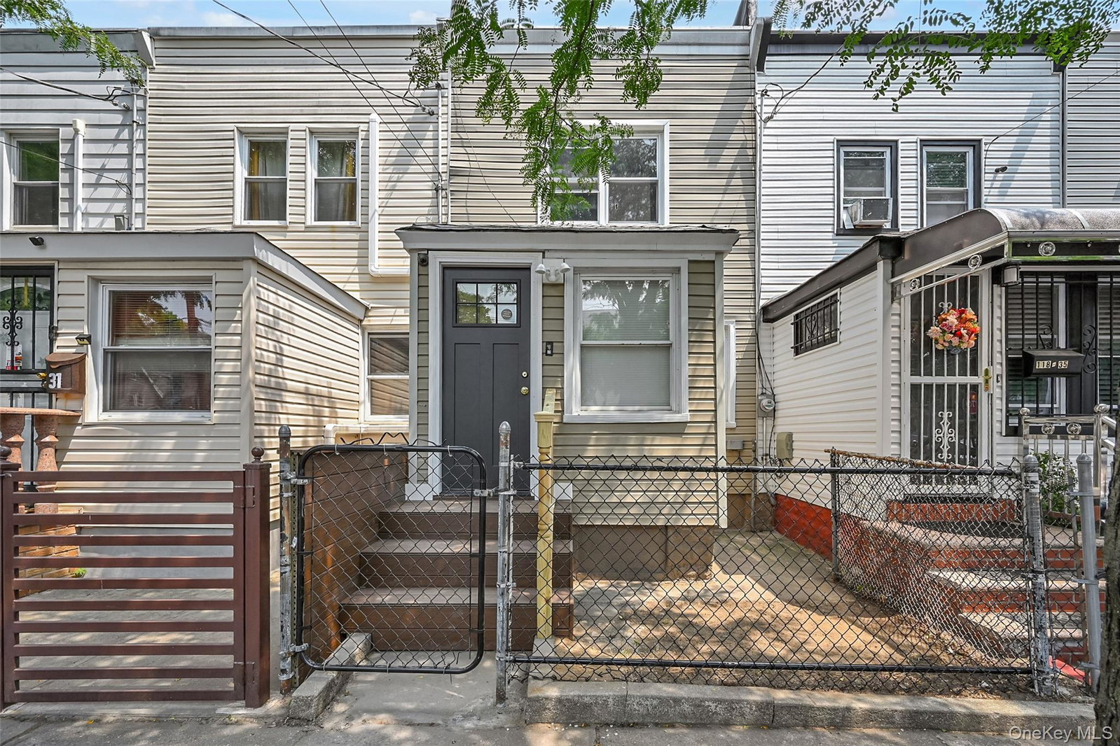 11833 152nd St