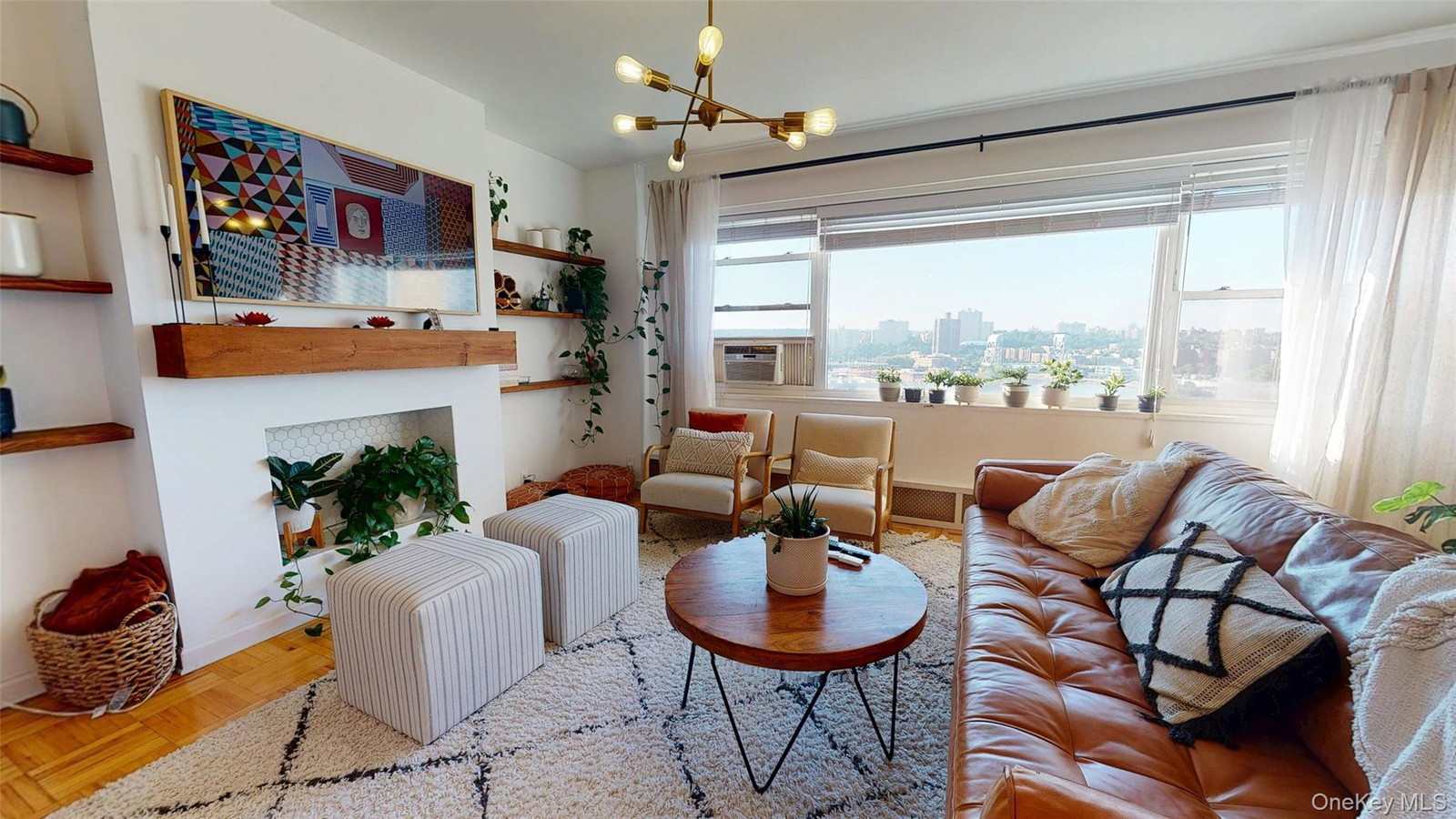 4 Fordham Hill Oval Unit 8C