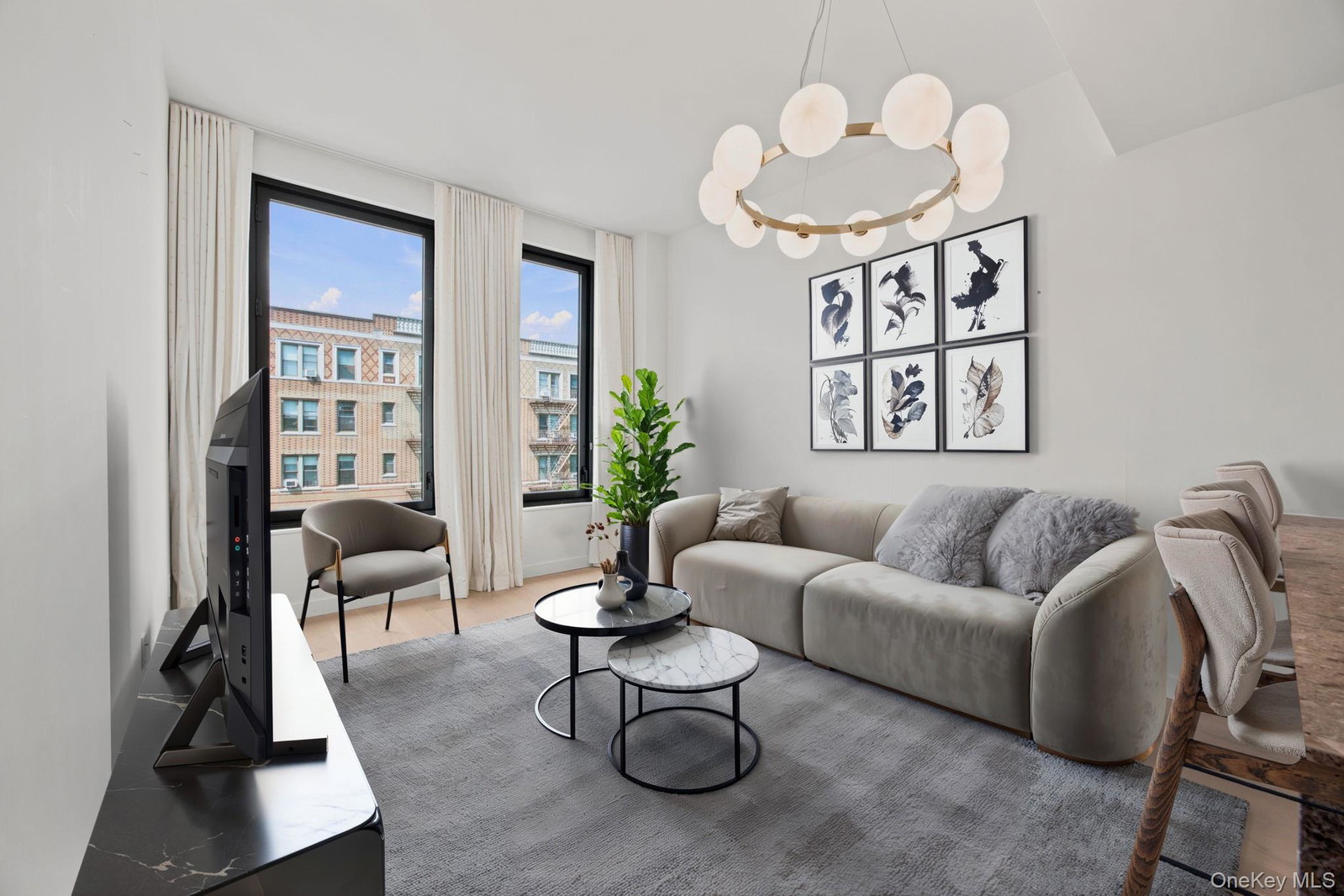 2121 31st St Unit 4J