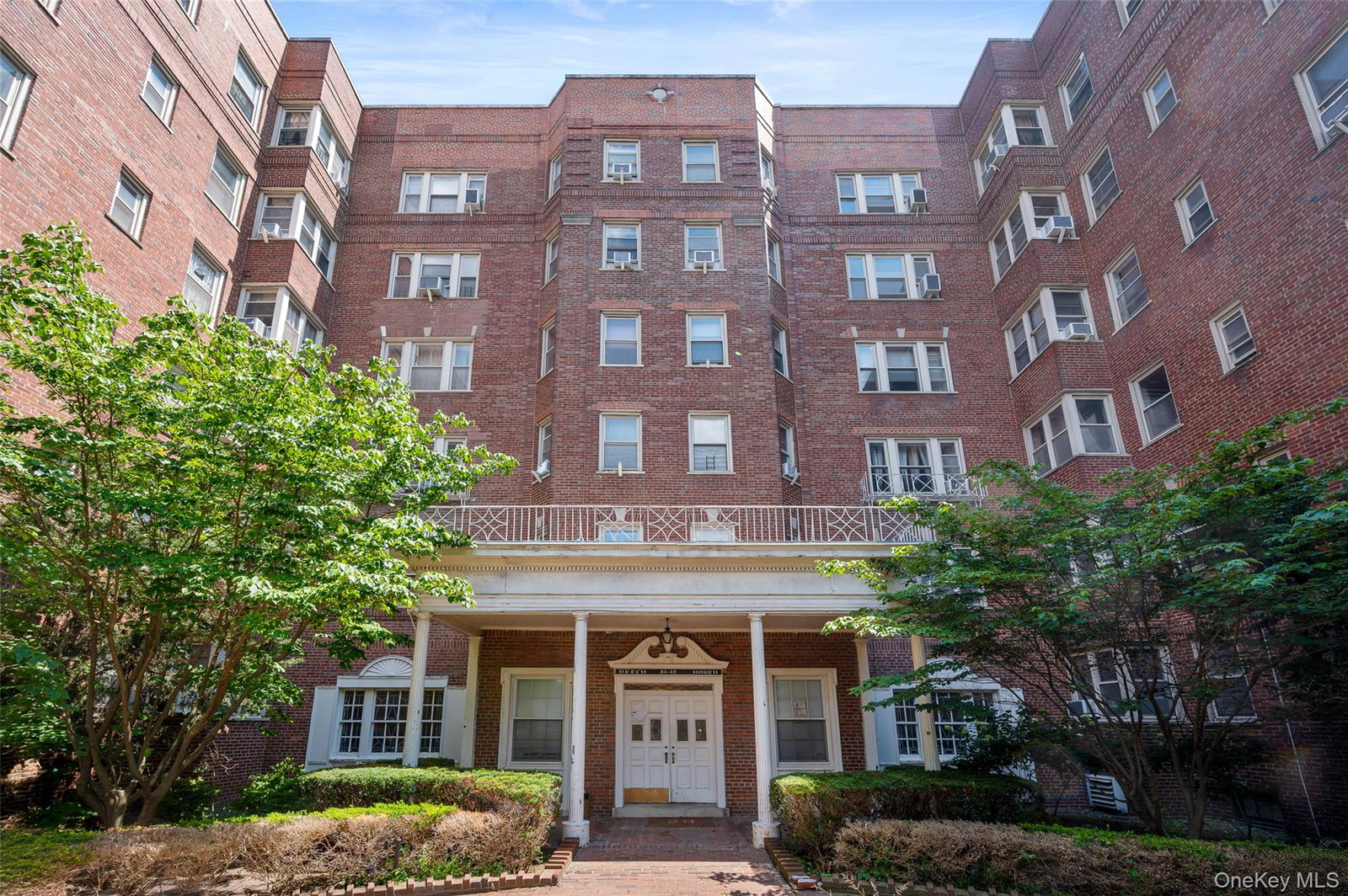 8449 168th St Unit 2U
