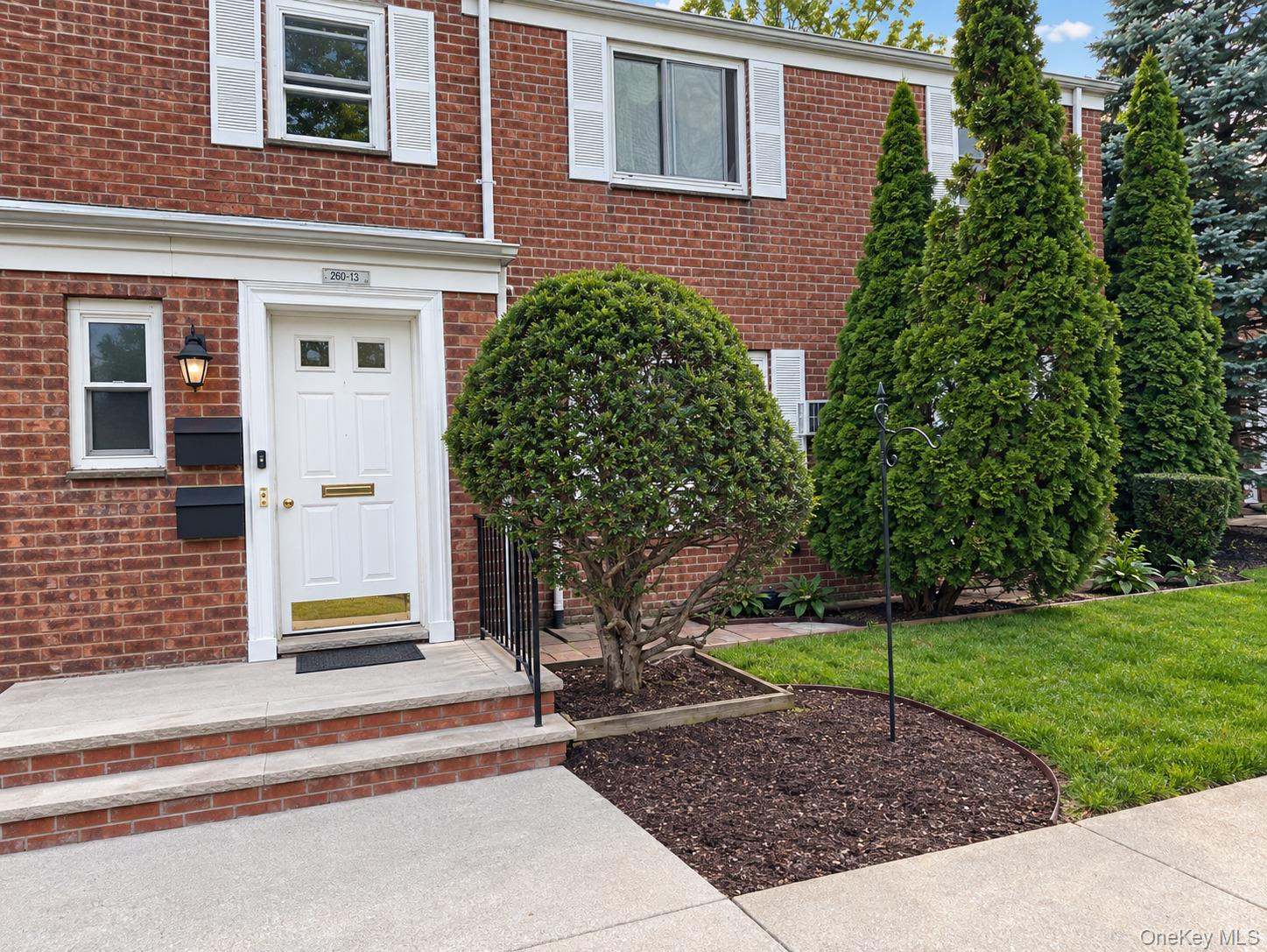 26013 74th Ave Unit 1