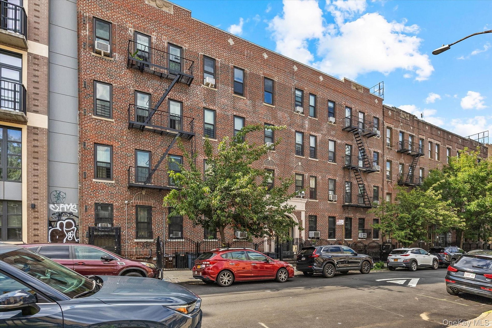 101 Linden St Unit 2F