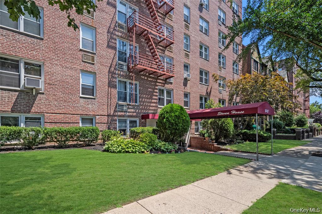 8425 118th St Unit 3D