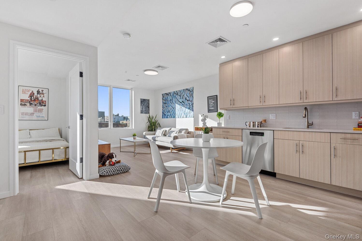 1 Lenox Rd Unit 5D