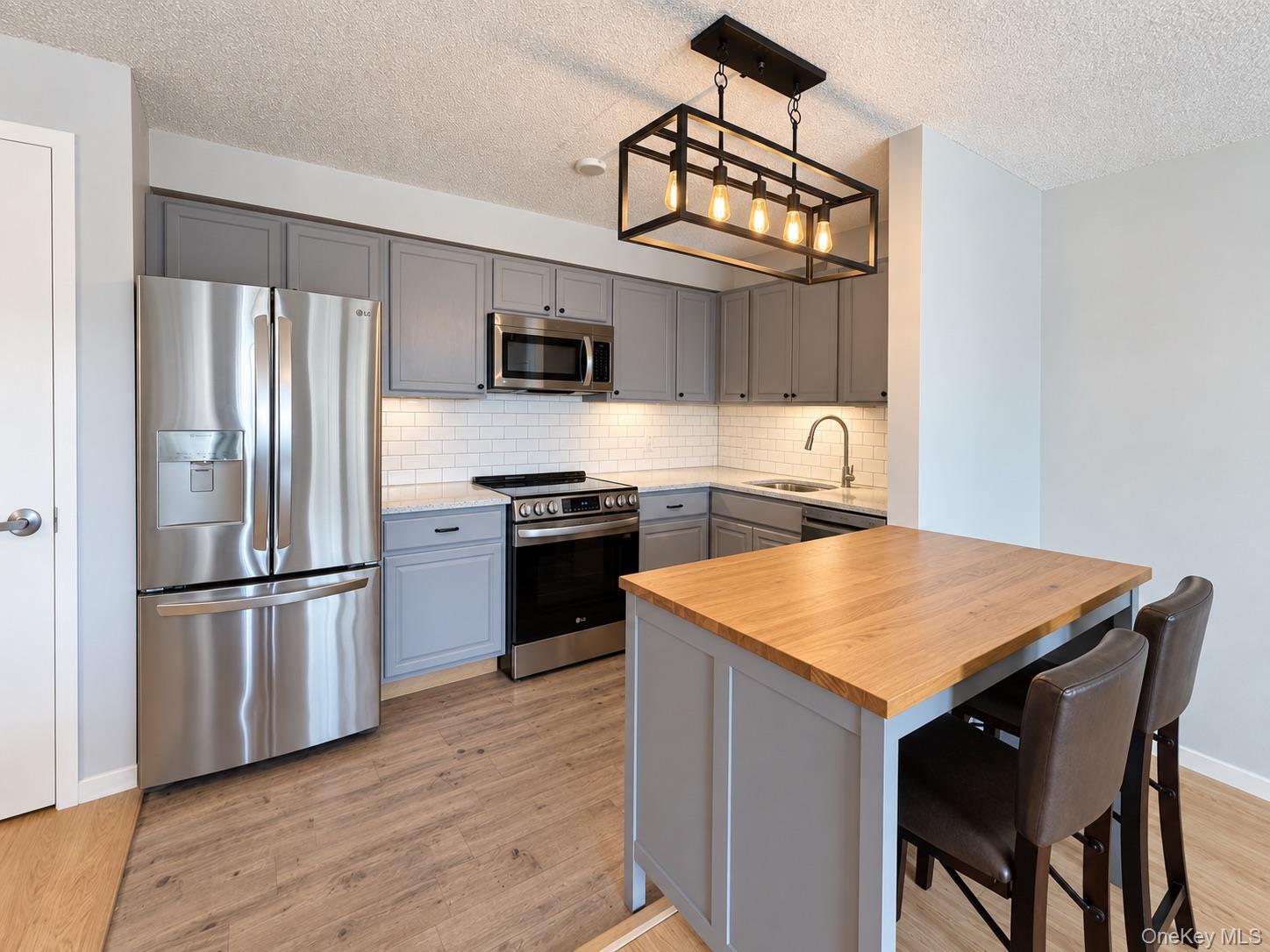 260 Beach 81st St Unit 3D