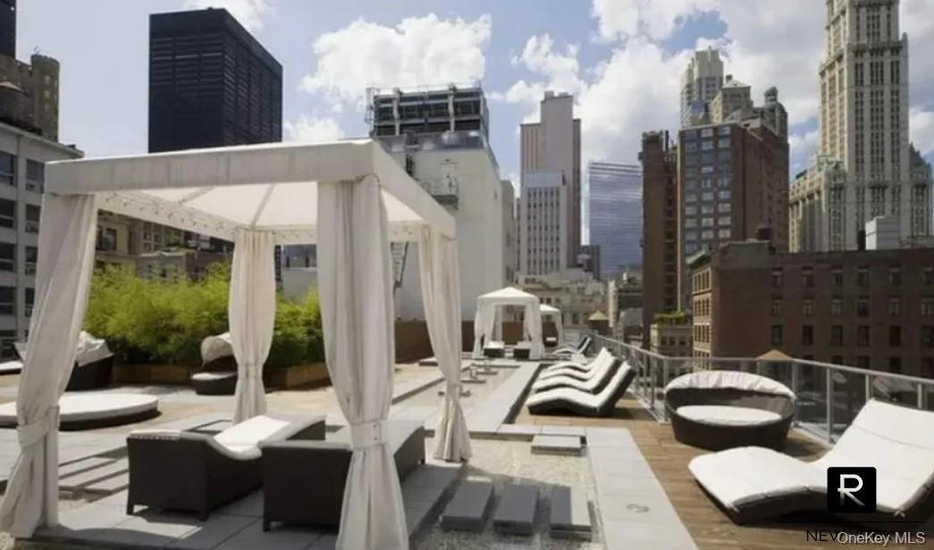 111 Fulton Street Unit 820