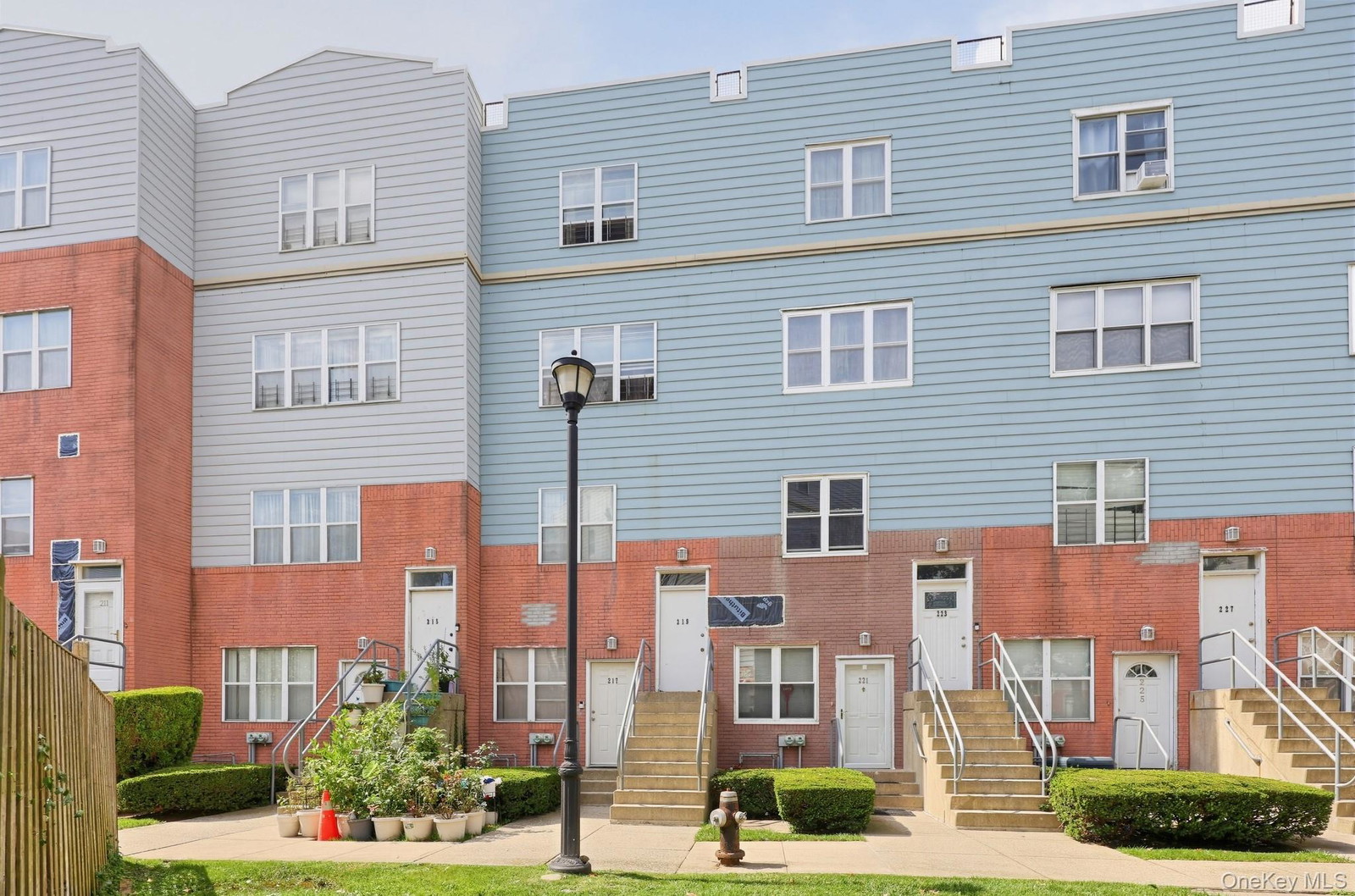 219 Admiral Ln Unit 2219H