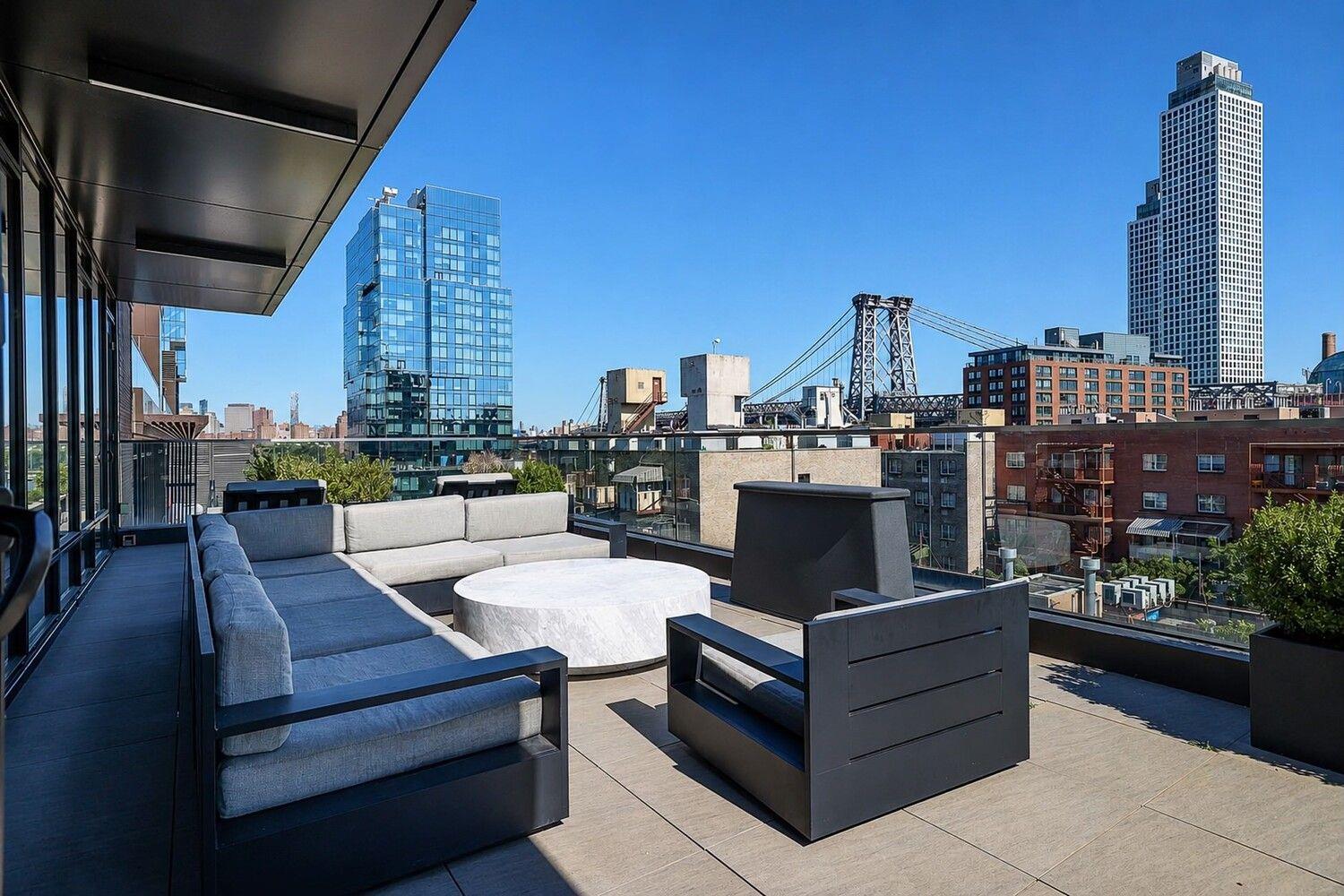 429 Kent Ave Unit 901
