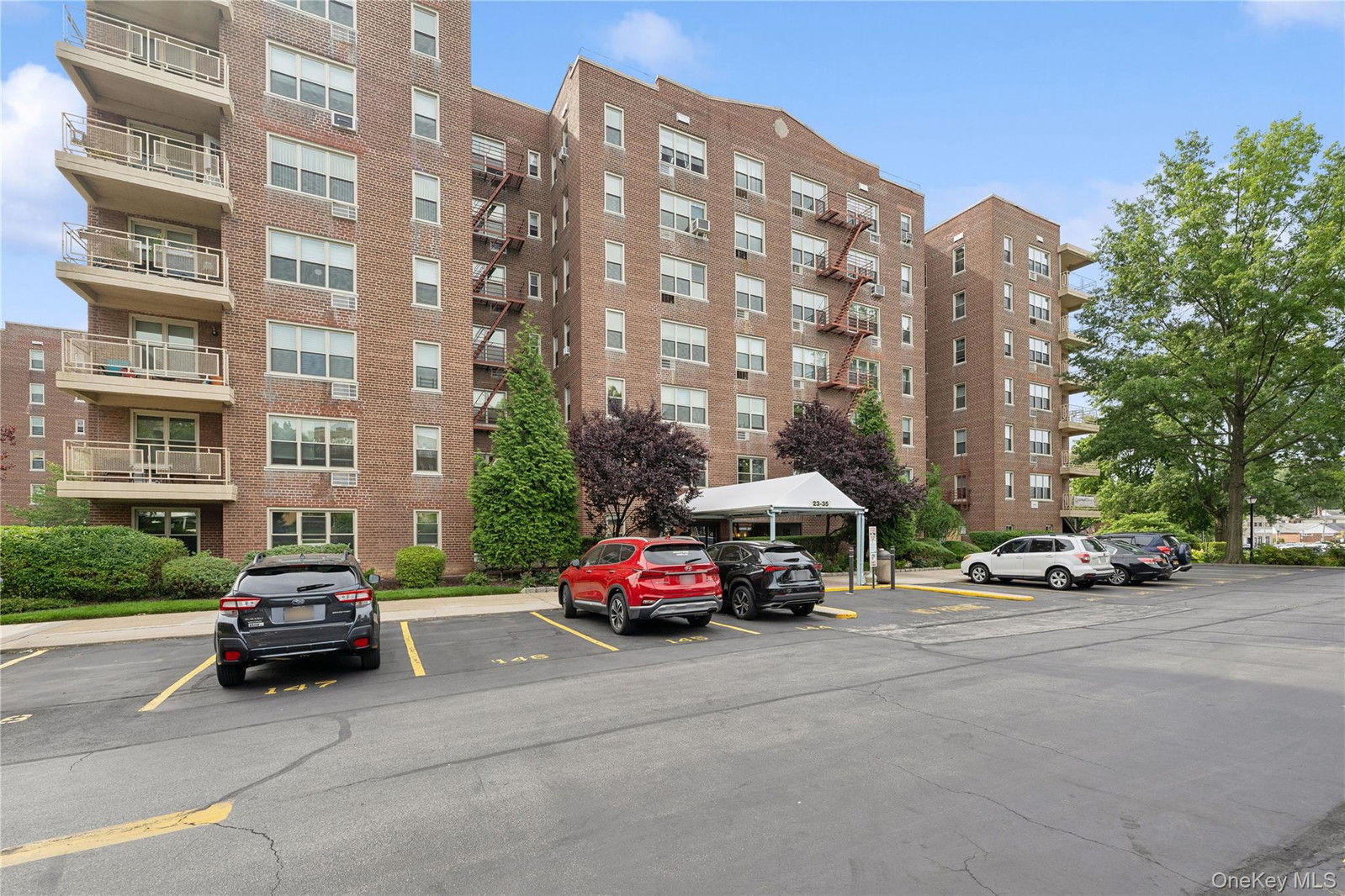 2335 Bell Blvd Unit 4H
