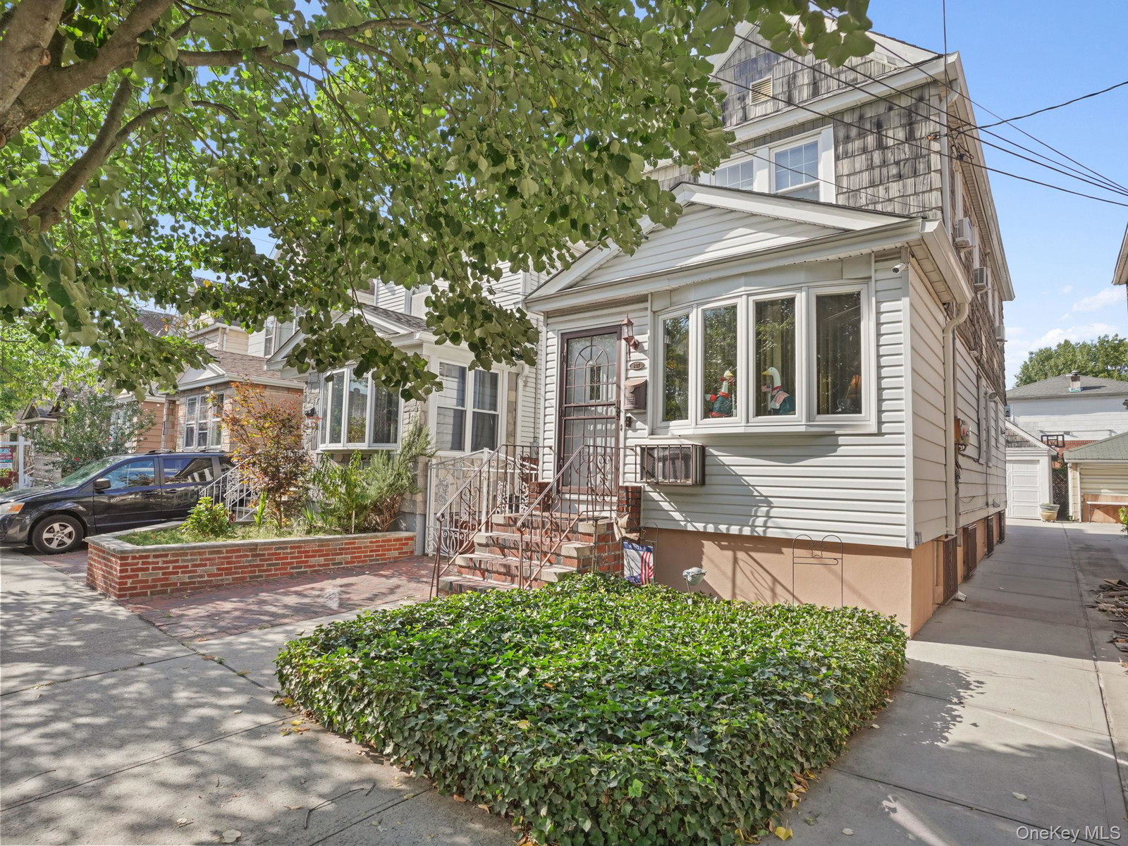 8417 107th Ave