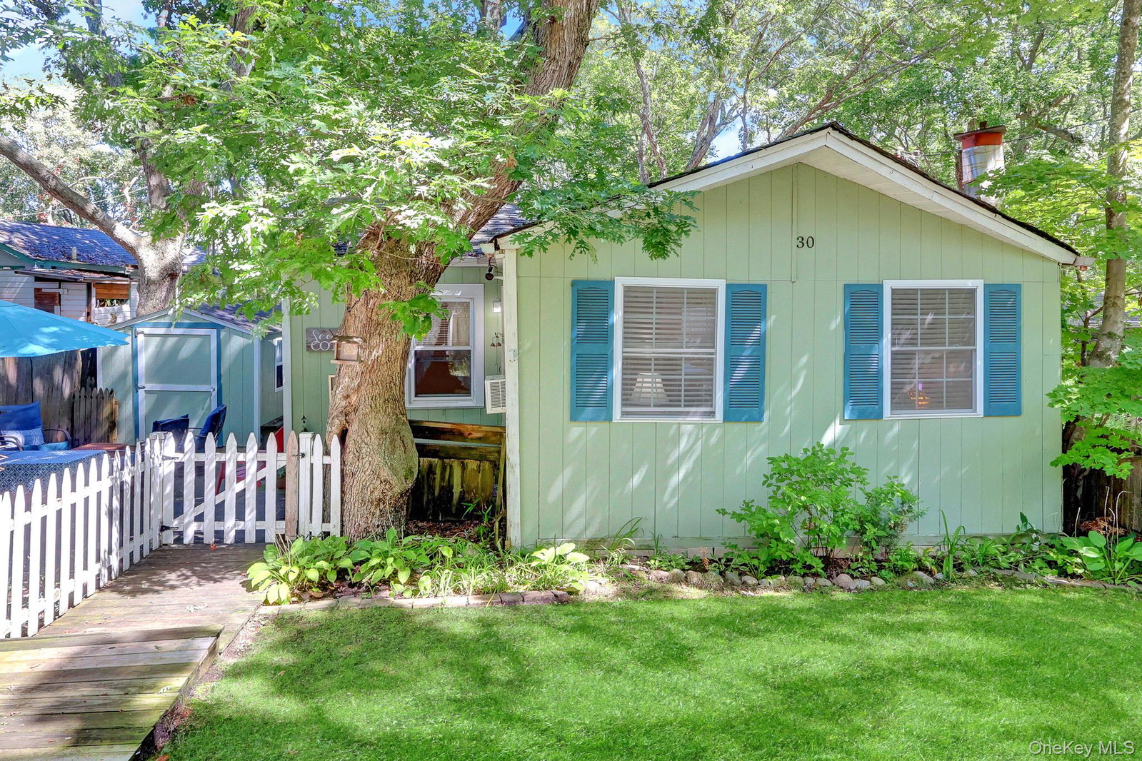 30 Neptune Pl