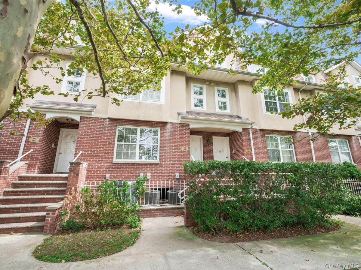 1 Patricia Ln Unit 305