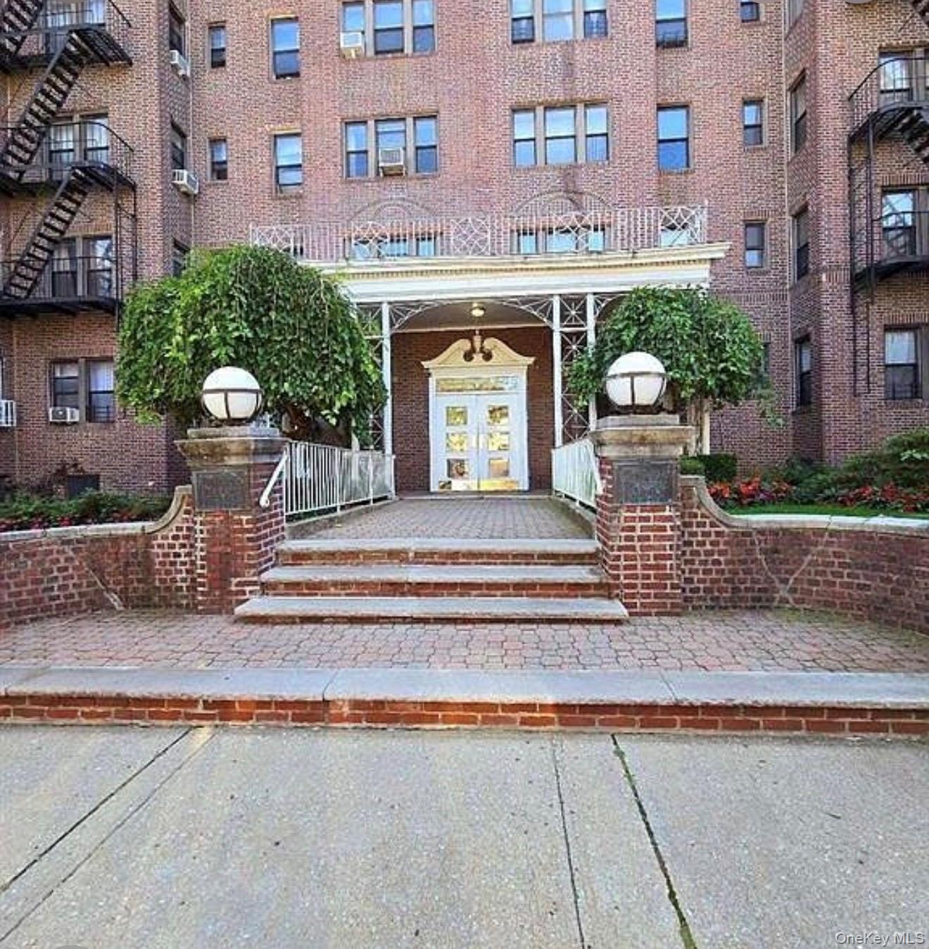 17040 Highland Avenue Unit 106