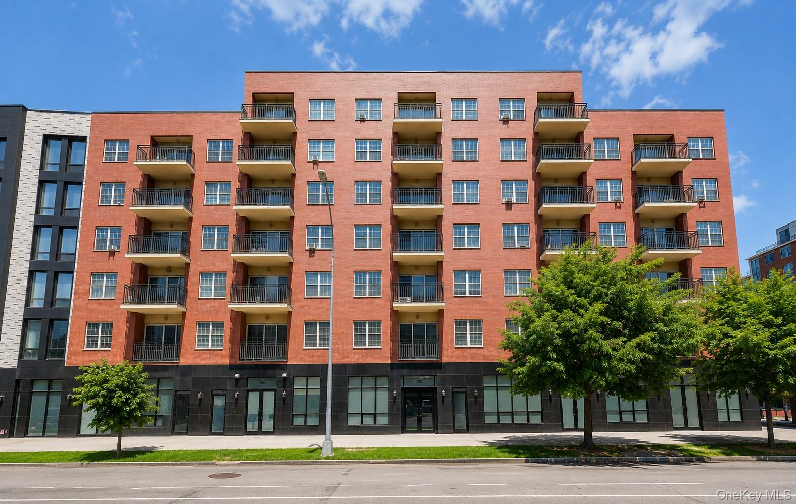 7166 Parsons Blvd Unit 6C