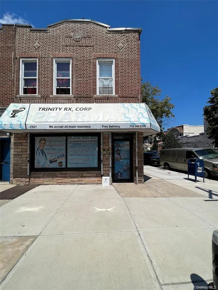 7521 Myrtle Ave