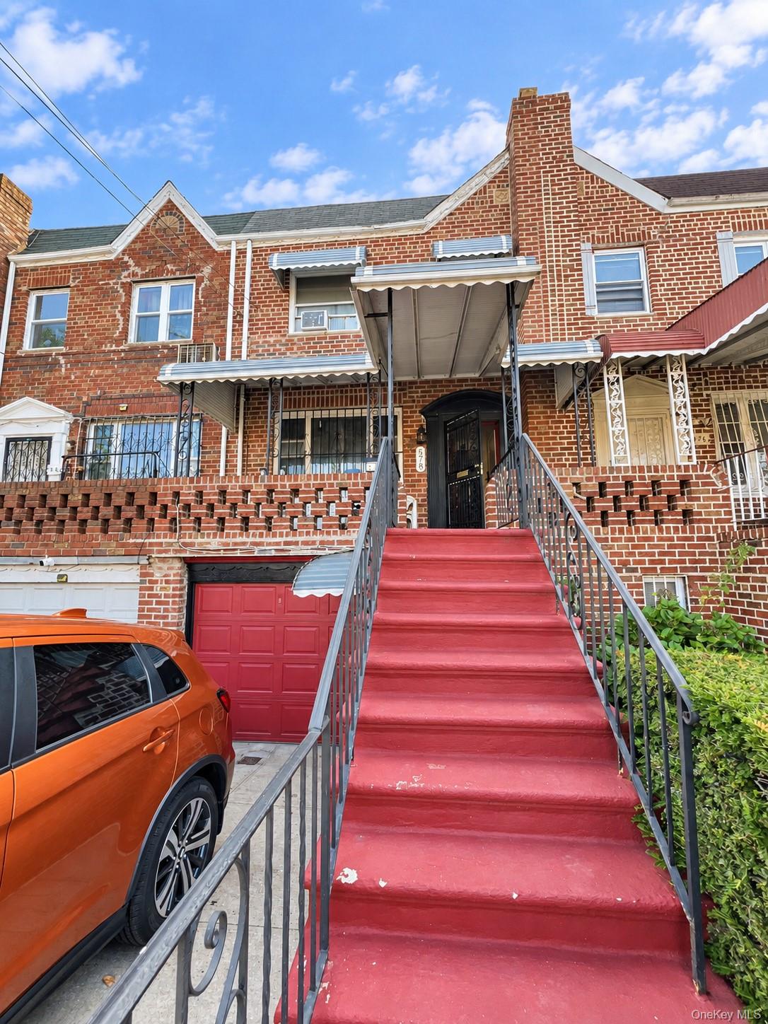 578 Remsen Ave