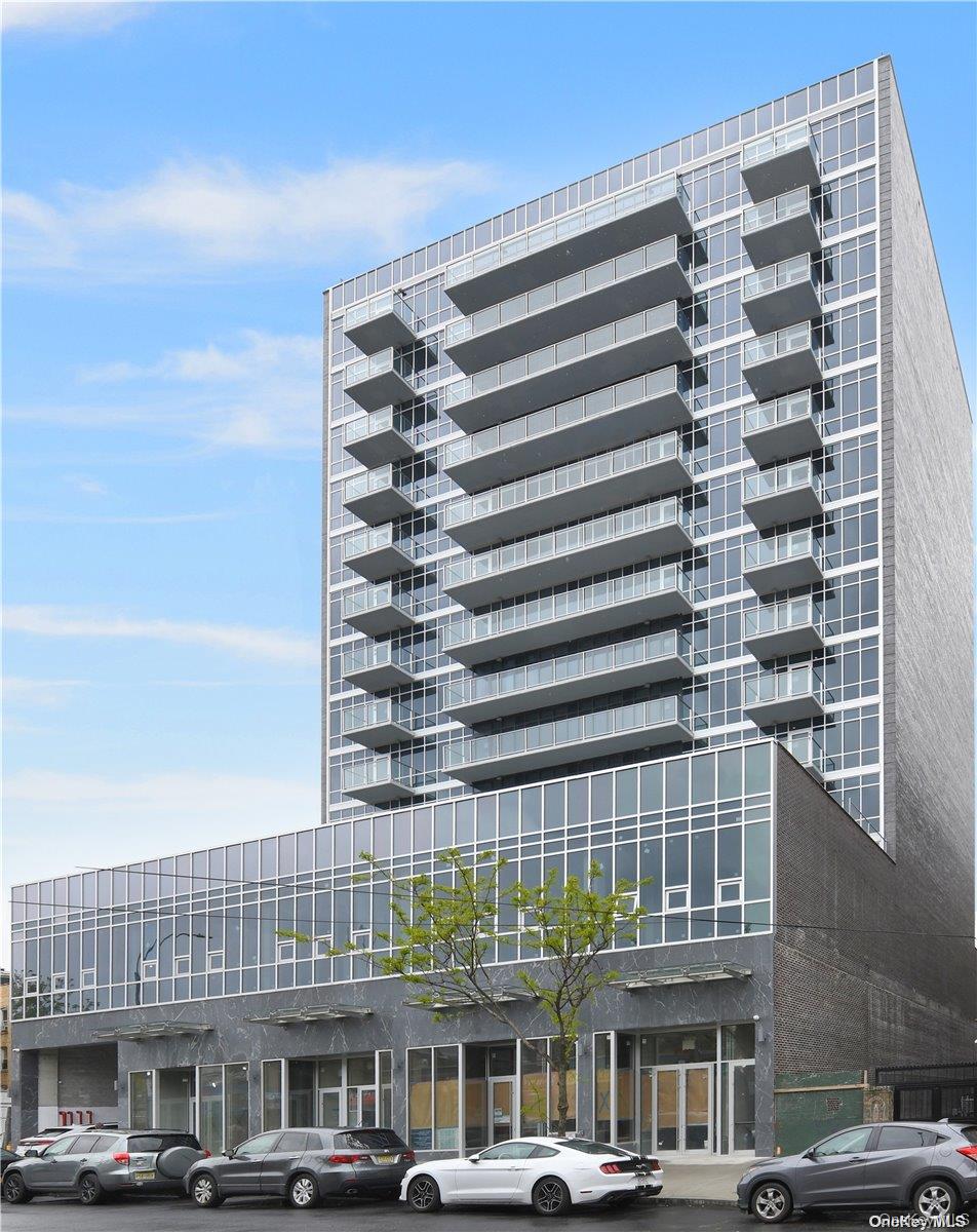 4162 Bowne St Unit 12H