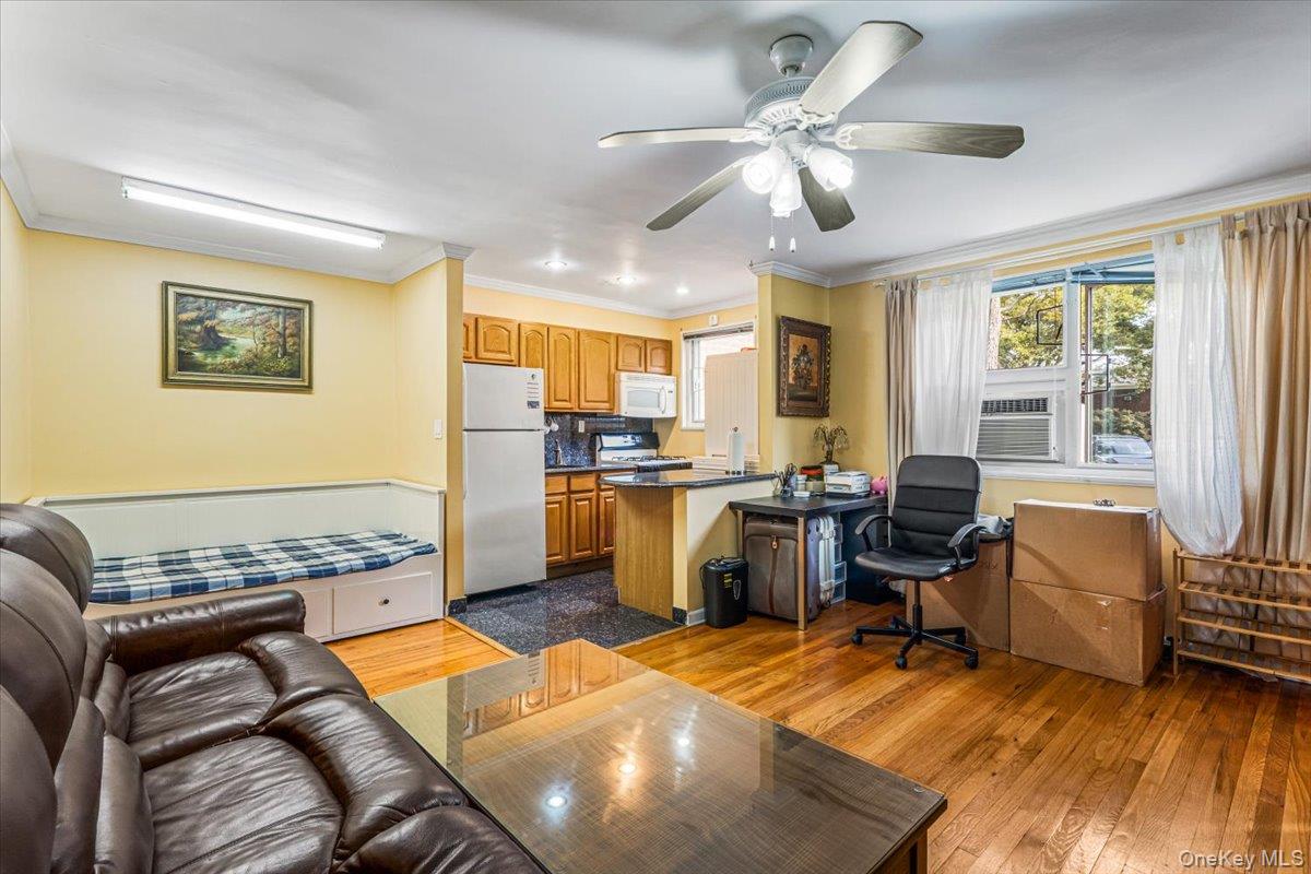 21819 68th Ave Unit 1