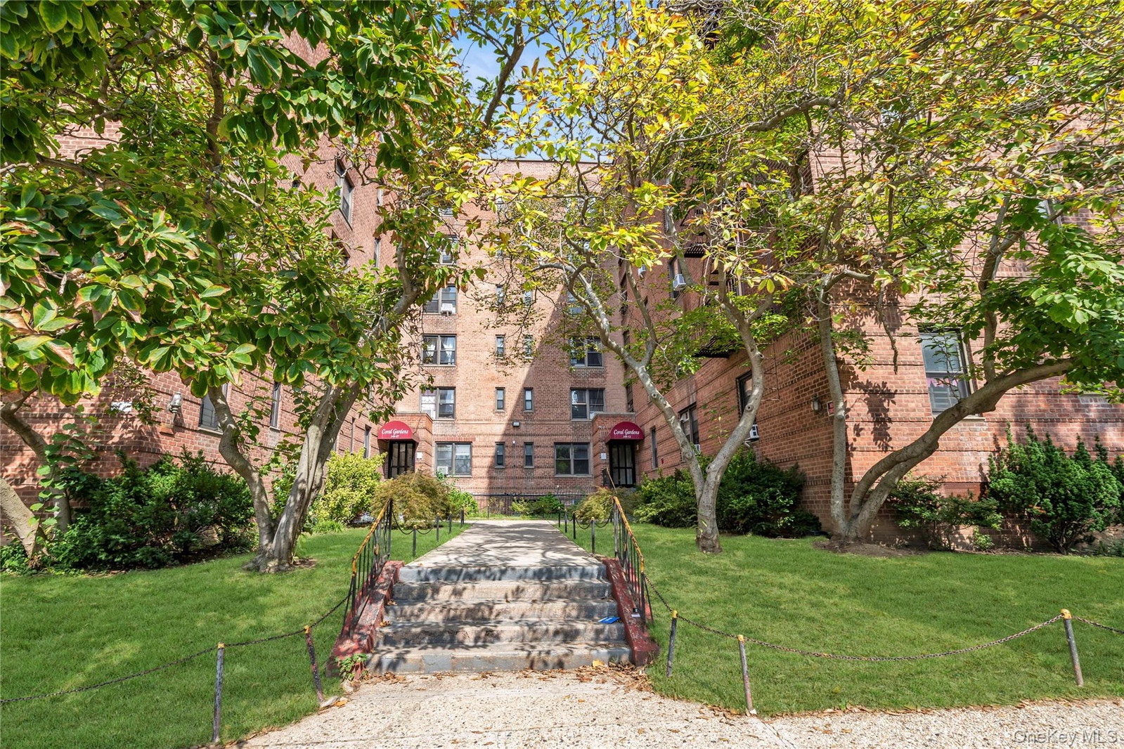 14411 Sanford Ave Unit 1H