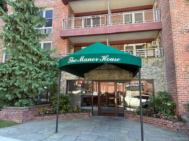 24120 Northern Blvd Unit 2C
