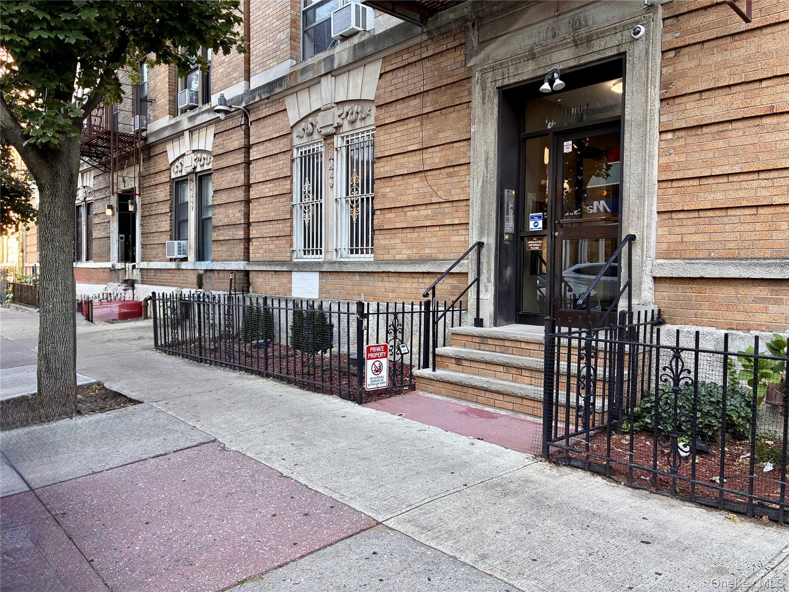 1713 E 14th St Unit A