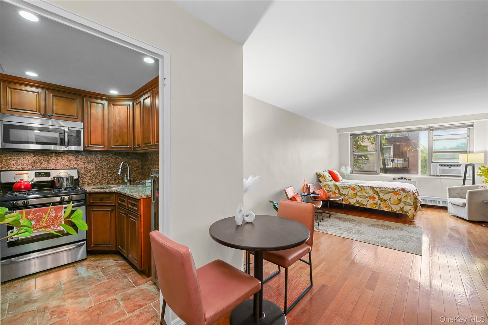 8111 45th Ave Unit 3V